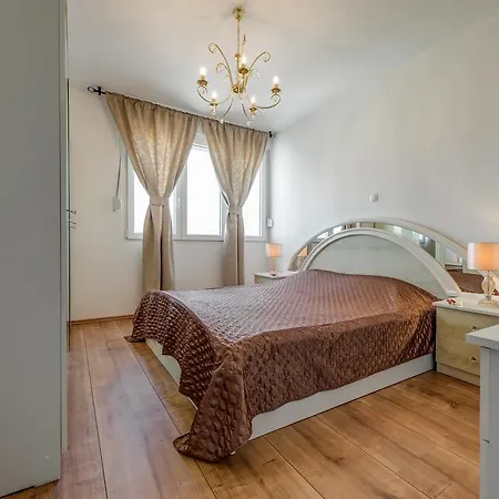 Noa - Self Check In Spalato